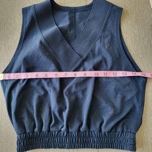 Lululemon Navy Blue Sleeveless Top